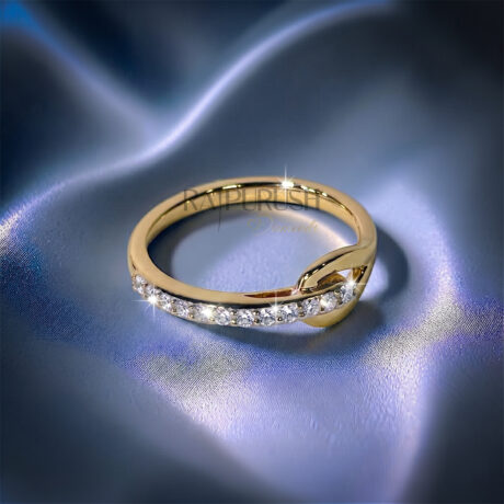 Elegant 14K gold plated silver band featuring sparkling moissanite accents in a modern interlocking design.